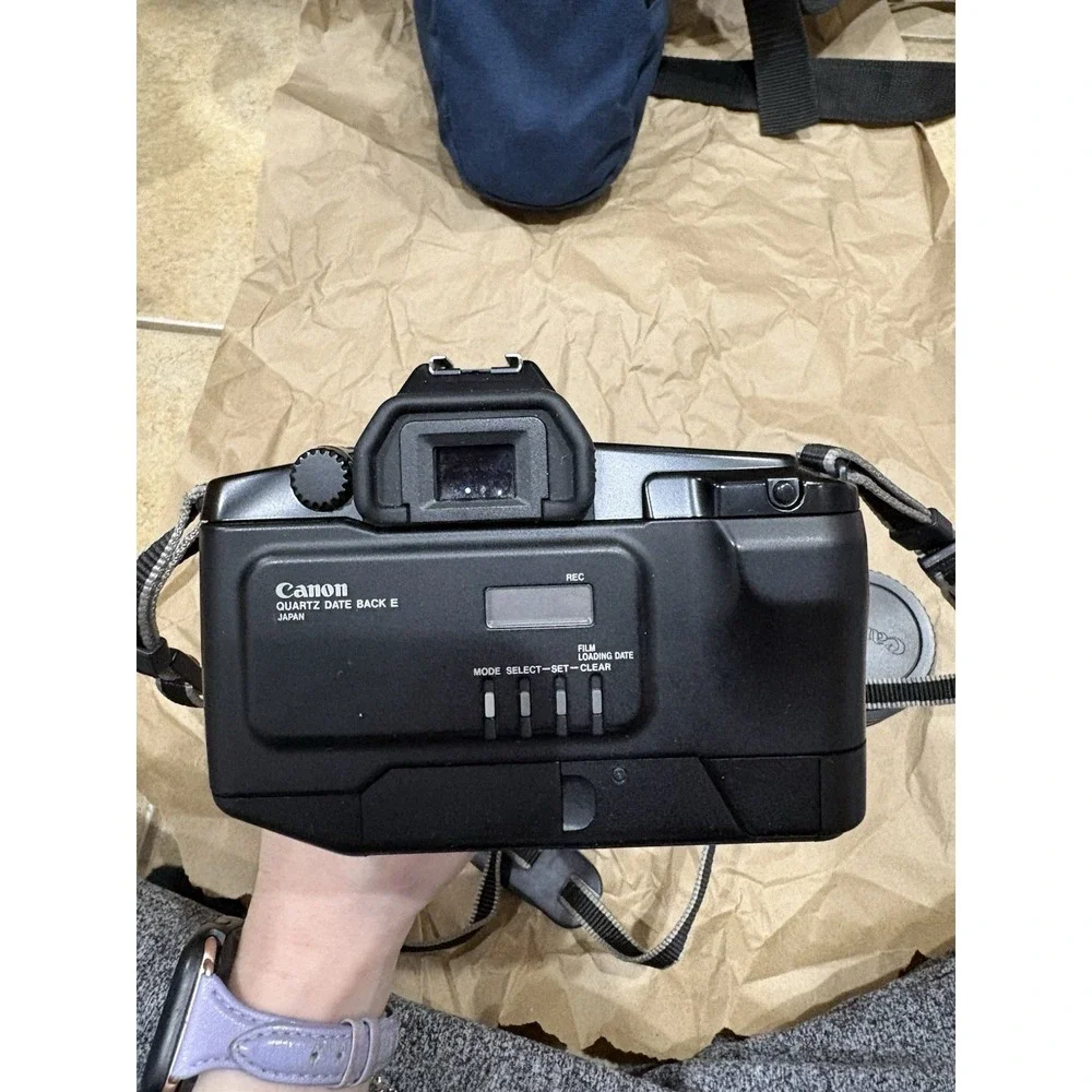 Canon EOS 650 35mm‎ Film Camera 52mm Haze L, 50mm 100-300mm Lens New Battery EUC
